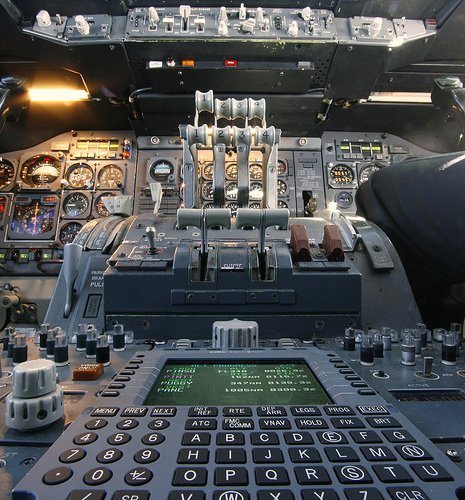 Click to see what the buttons do 747-cockpit-buttons